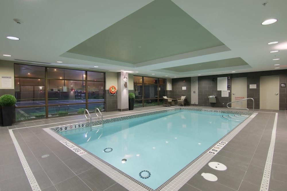 Hotel Hampton & By Hilton Toronto Markham