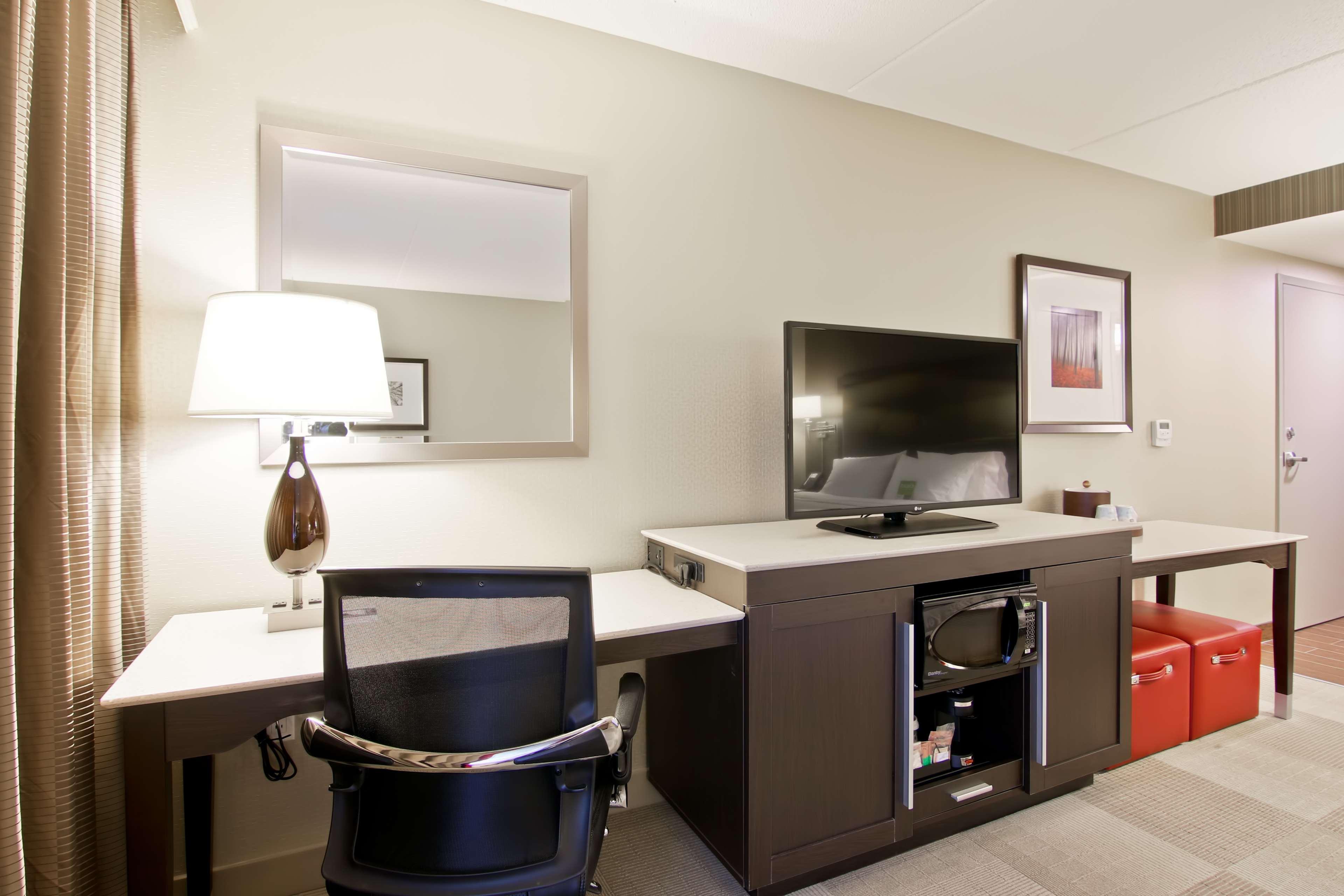 Hotel Hampton & By Hilton Toronto Markham